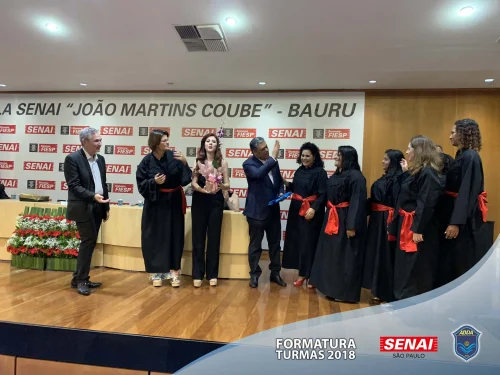 Formatura cursos profissionalizantes - parceria ABDA/Senai Bauru
