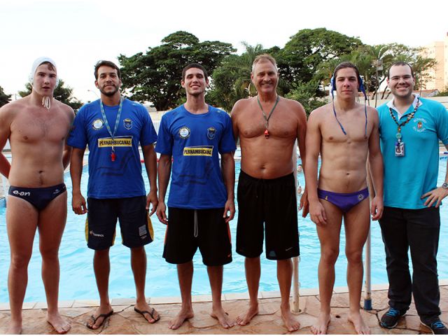 Atletas hngaros treinam com equipe da ABDA em Bauru