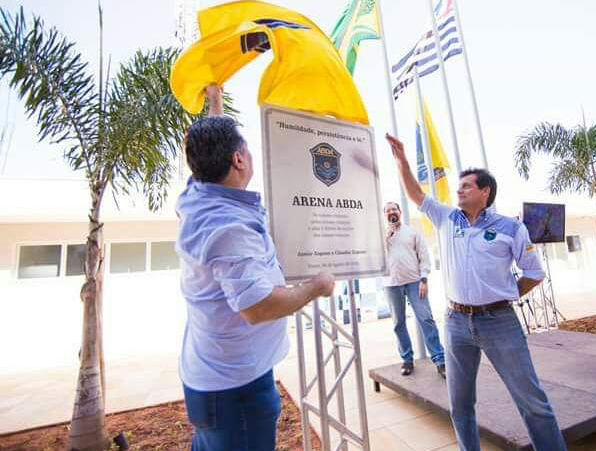 Os emrpresrios Cludio e Junior Zopone durante a inaugurao da Arena ABDA, sede da entidade