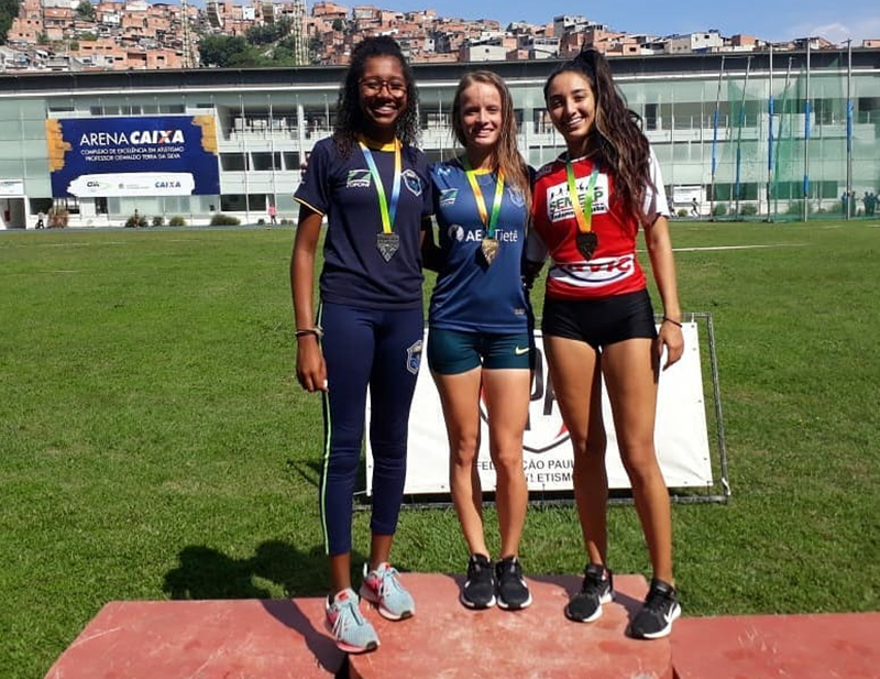 Nos 10000m marcha atltica, Tatiana Morais conquistou ouro e Isabela Pereira ficou com a prata