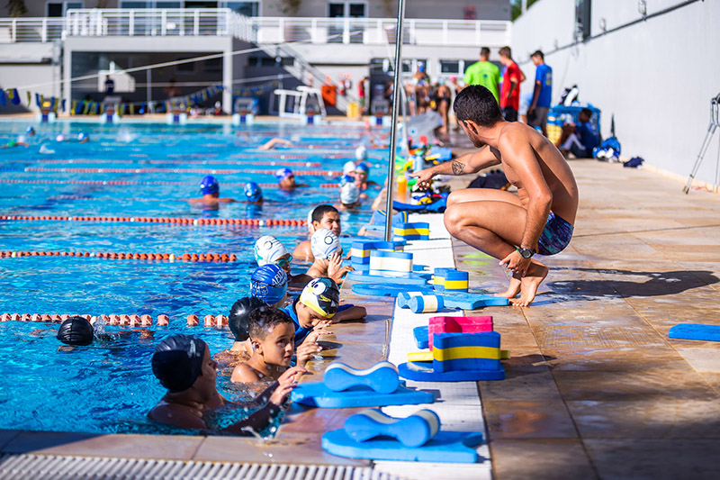 A natao paralmpica da ABDA conta com 62 alunos, 9 deles Down - Foto: Donato Fidelis Alta Fotografia