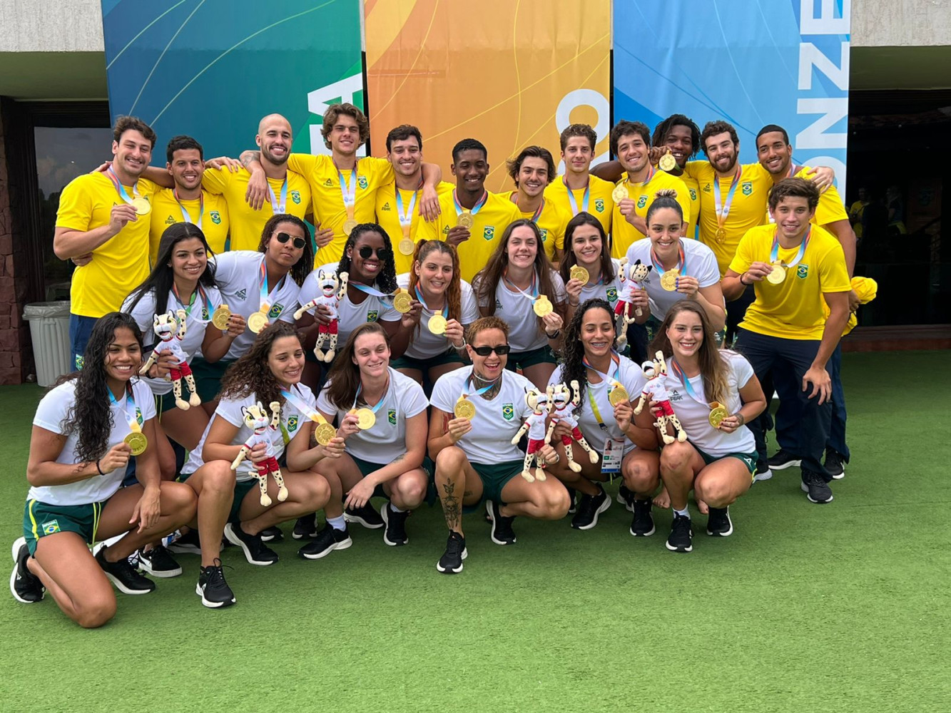 Com 7 atletas da ABDA, Brasil  campeo sul-americano masculino e feminino