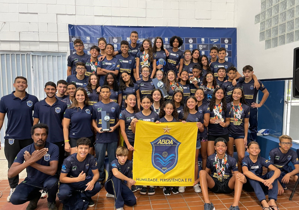 ABDA conquista 33 medalhas no Torneio Sudeste Infantil e Juvenil de Natao