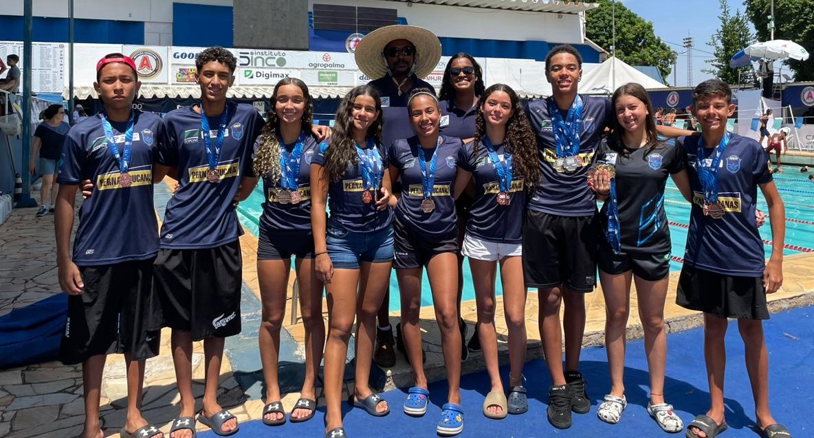 Sete medalhas no Paulista Juvenil a Sênior de Natação - O2 Portal