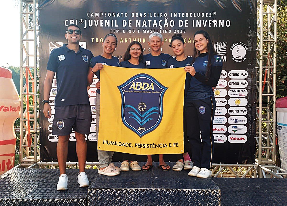 Equipe juvenil da ABDA brilha com 11 finais no Brasileiro de Natao em Uberlndia